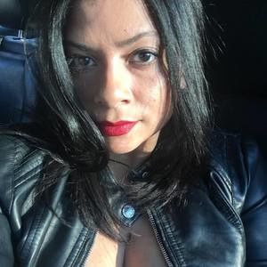 Meet your Posher, Inez